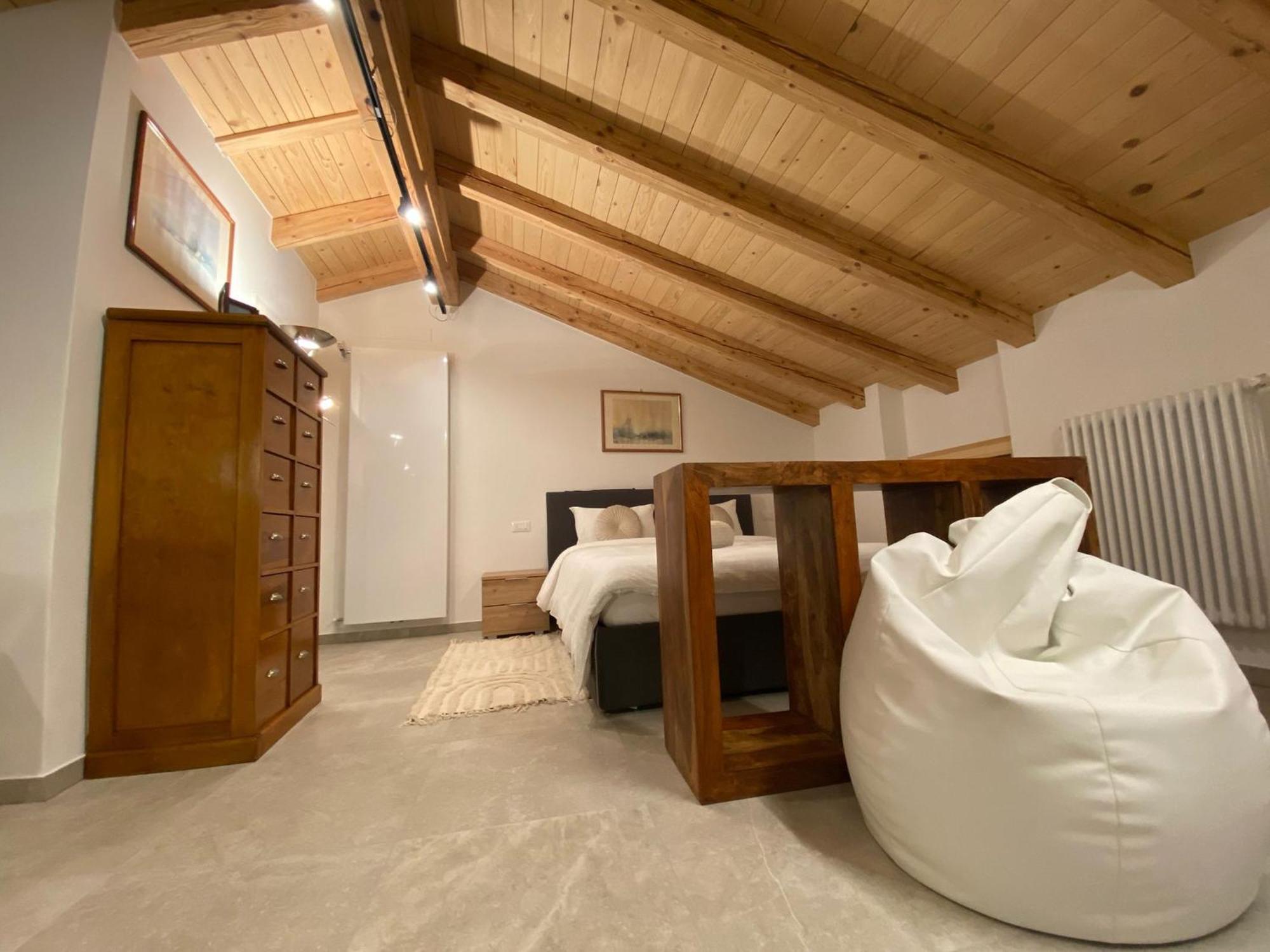 Al Vicolo Bed & Breakfast Trento Luaran gambar